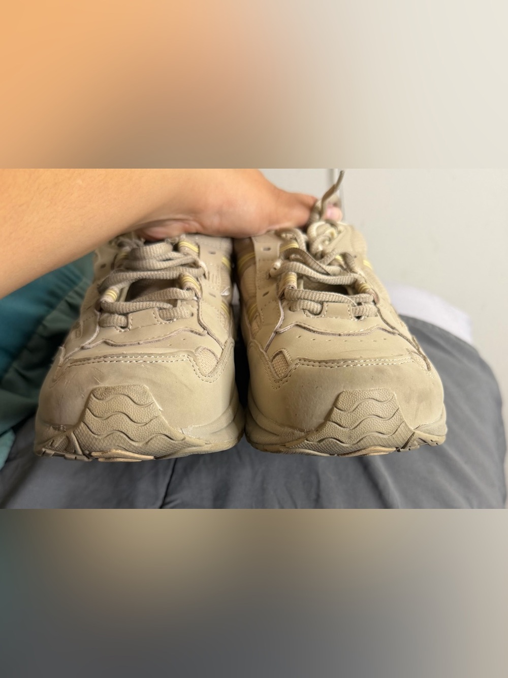 Vionic walker classic sneakers - Picture 5 of 9